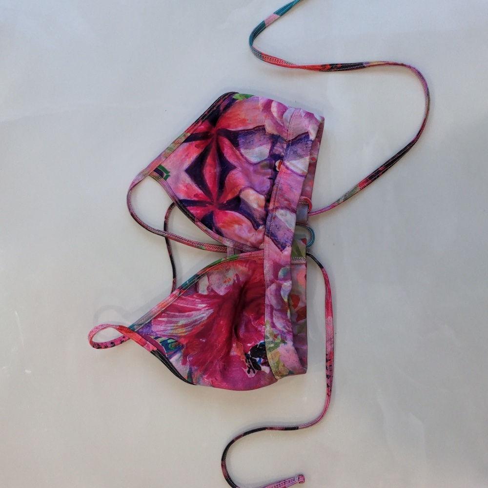 Mika Bikini Top S Colorful Floral Print Vibrant Swim Beach
